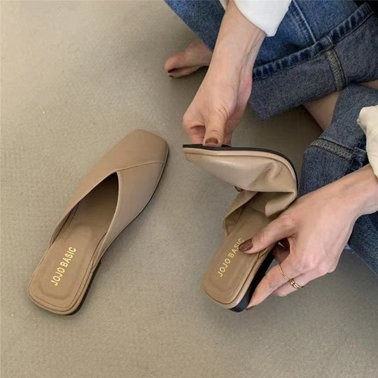 Damen Slip-On Pantoletten mit kunstlederner Oberfläche und bequemem Fußbett