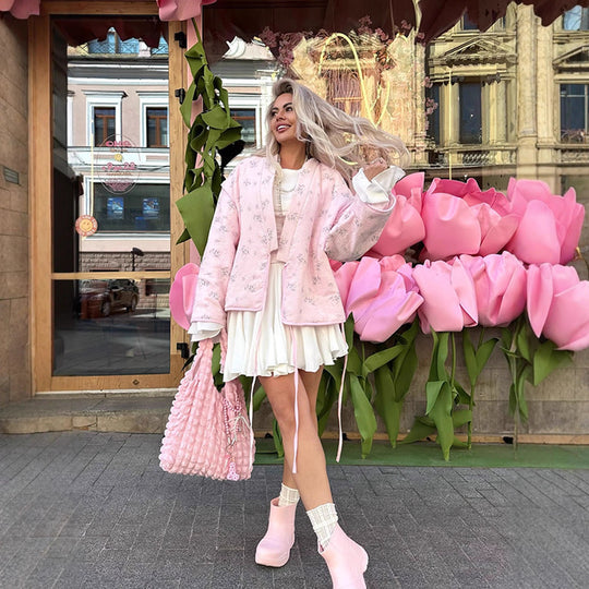 Damen gesteppte Blousonjacke mit floraler Bestickung und Kimonoschnitt Nord Taschen