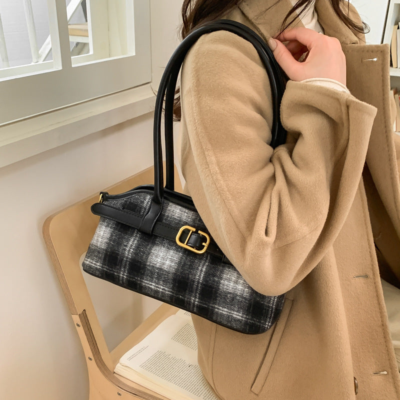 Damen modische Handtasche mit kariertem Material und elegantem Gürtel Nord Taschen