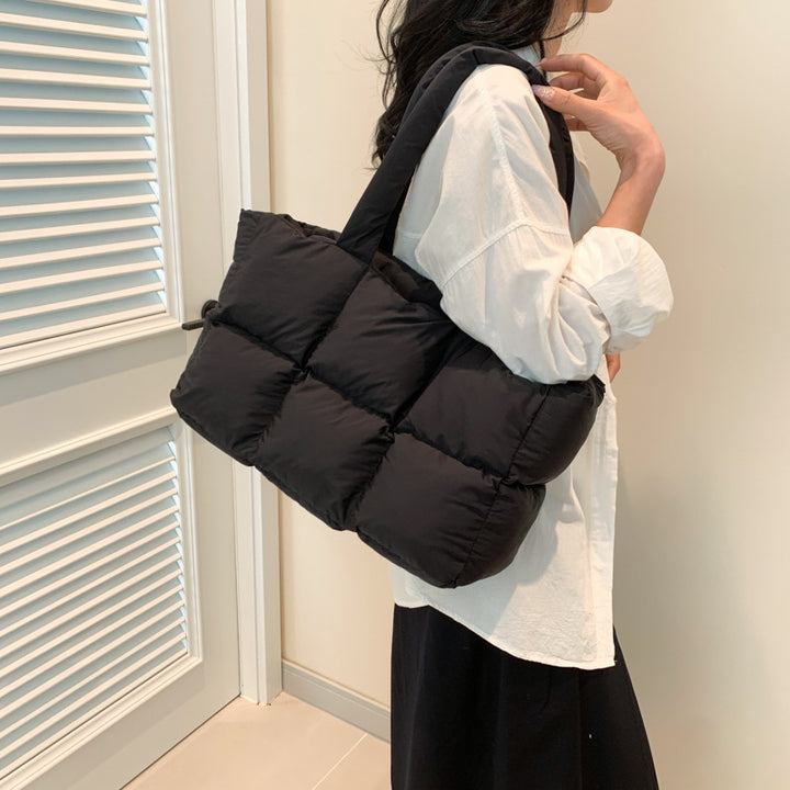 Damen PU Leder Shopper Tasche mit ergonomischem Tragegriff und moderner Steppung Nord Taschen