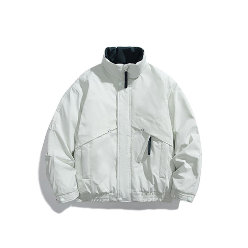 Unisex Kurz geschnittene wattierte Boxy‑Bomberjacke mit hohem Stehkragen und diagonalen Pattentaschen Nord Taschen