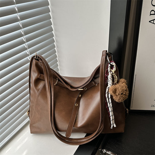 Damen große Hobo-Tasche mit praktischen Innentaschen und stilvollem Schlüsselanhänger Nord Taschen