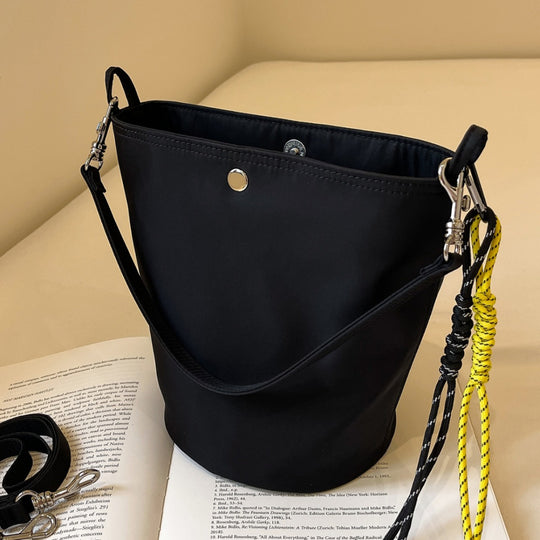 Damen trendige Bucket-Bag mit verstellbarem Trageriemen | Nord Taschen