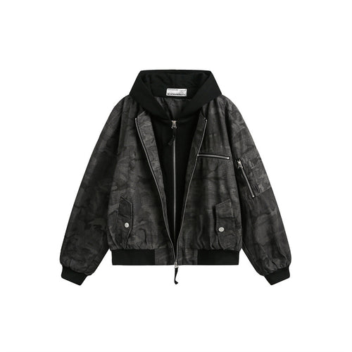 Herren Kurz geschnittener Oversize-Bomber im Layer-Look mit integrierter Kapuze und Camouflage-Jacquard Nord Taschen