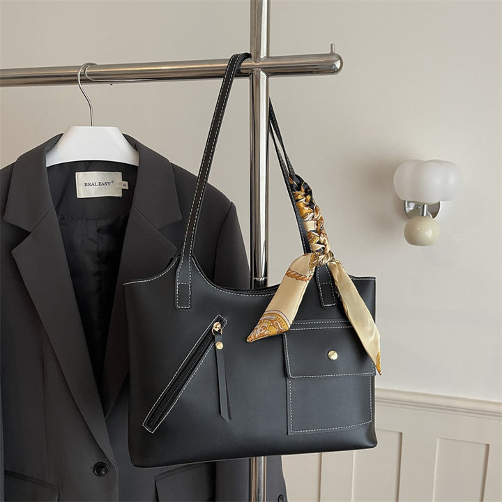 Damen moderne Handtasche mit praktischen Fächern und kreativen Designelementen Nord Taschen