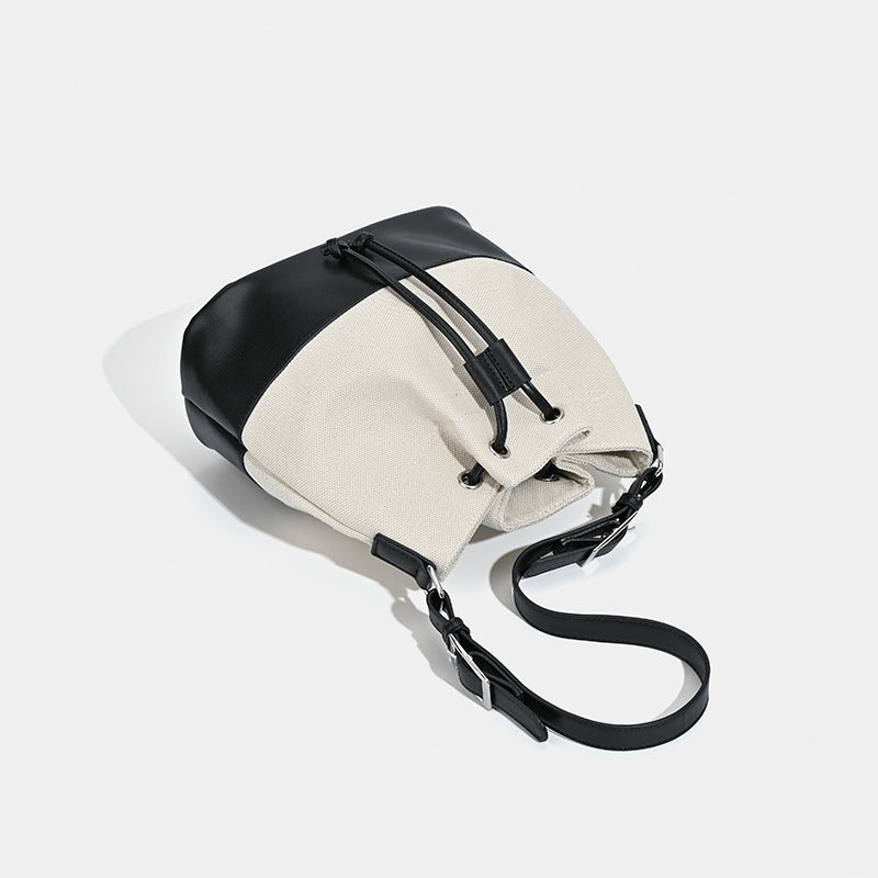 Damen Hobo-Tasche mit elegantem Kordelzugsystem und luxuriösen Lederakzenten Nord Taschen