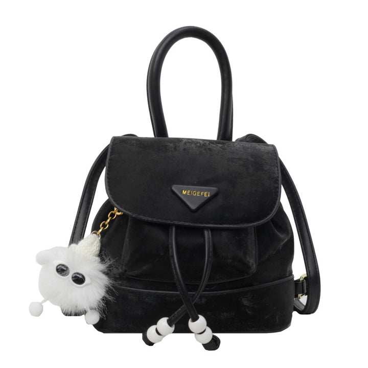 Damen Mini-Rucksack mit verspieltem Design und Plüschanhänger Nord Taschen