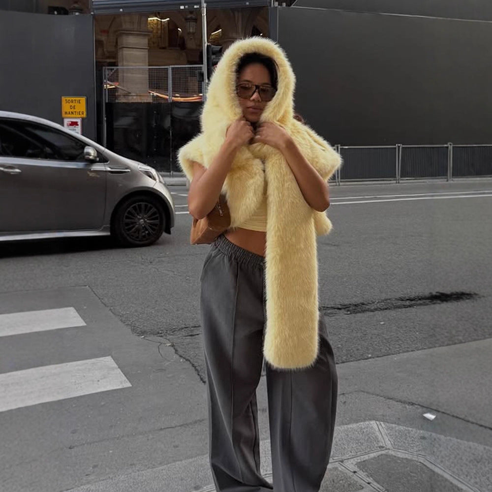 Damen Oversized Kunstfell-Mantel mit weitem Kragen und ausgestellten Ärmeln Nord Taschen