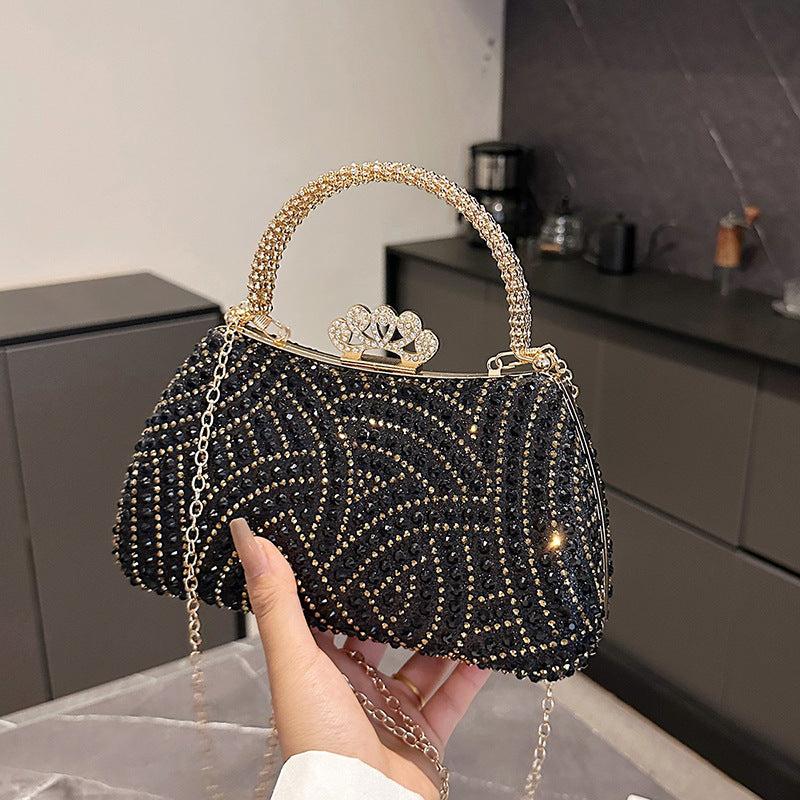 Damen funkelnde Glamour Clutch mit dekorativem Kettenhenkel Nord Taschen