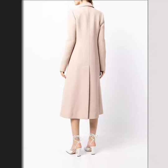 Damen Taillierter Zweireiher‑Wollmixmantel mit filigranen Zierknöpfen und Pattentaschen Nord Taschen