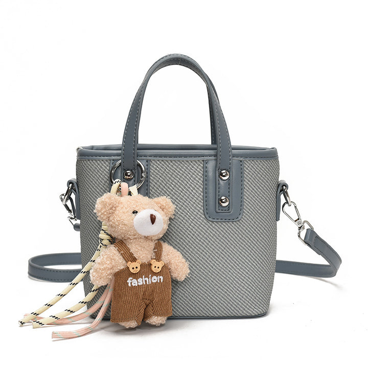 Damen Umhängetasche mit niedlichem Teddy-Anhänger Nord Taschen