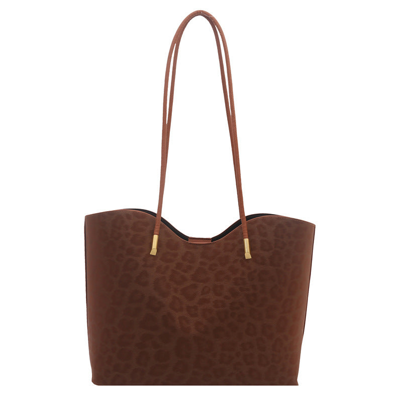 Damen Shopper-Tasche mit stilvollem Leopardenmuster und eleganten Verzierungen Nord Taschen