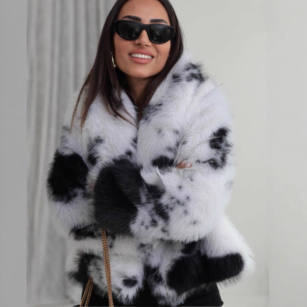 Damen Kurz geschnittener Faux‑Fur‑Bomber mit Fleckenmuster Nord Taschen