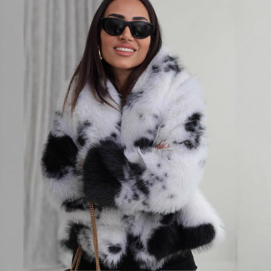 Damen Kurz geschnittener Faux‑Fur‑Bomber mit Fleckenmuster Nord Taschen