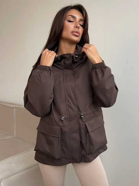 Damen wasserdichte Parka-Jacke mit Kapuze, Tunnelzugtaillierung und XXL-Klappentaschen Nord Taschen
