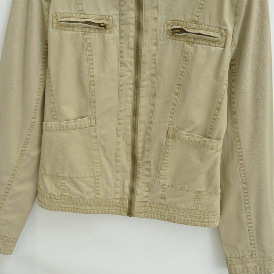 Damen Fieldjacke mit Stehkragen, Schulterklappen und goldfarbenen Reißverschlüssen Nord Taschen