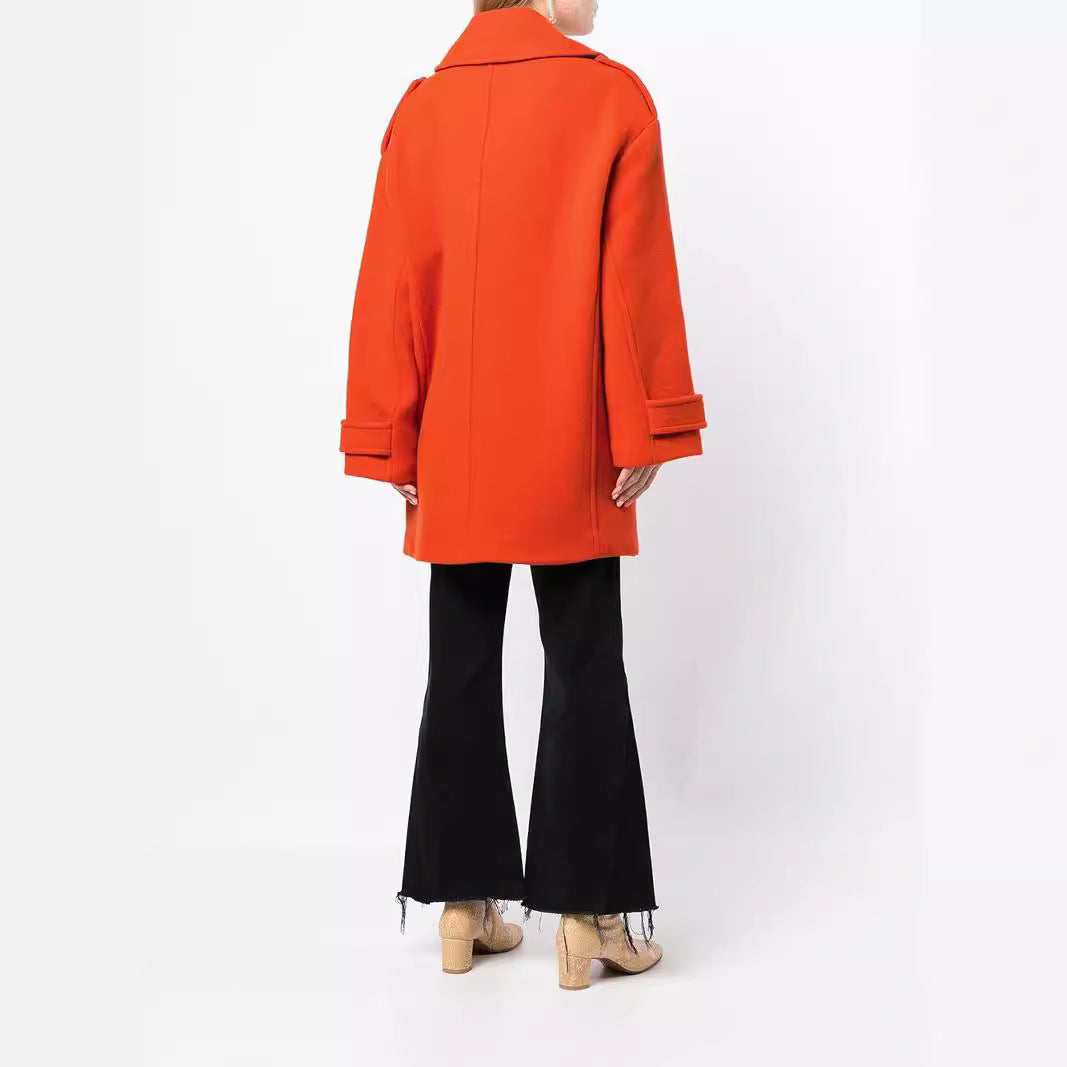 Damen Oversize Zweireihiger Kurzmantel aus Wollmix mit überbreiten Ärmeln und goldenen Zierknöpfen Nord Taschen