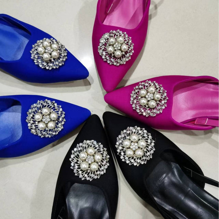 Damen Sling-Pumps mit eleganter Brosche