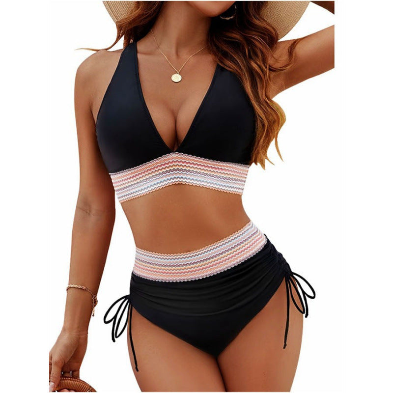 Damen Triangel-Bikini mit verstellbaren Riemen und moderner Rüschenoptik