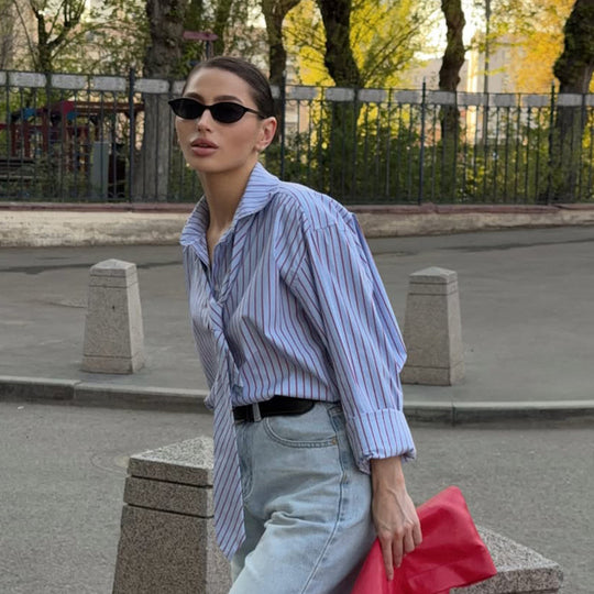 Damen Gestreifte Hemdbluse mit integriertem Schlipsdetail & Oversize-Schnitt Nord Taschen