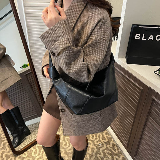 Damen Hobo-Tasche mit strukturiertem Design und stilvollem Kordelzug Nord Taschen