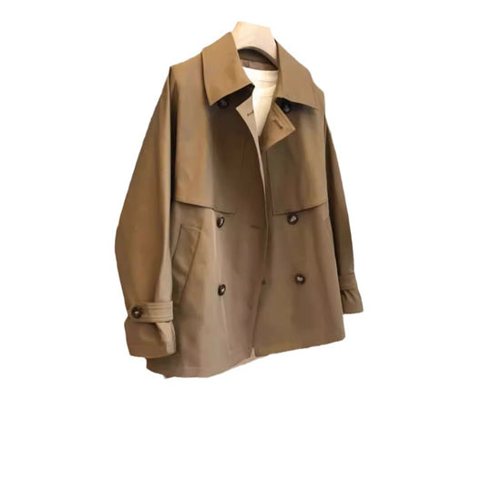 Damen Kurzgeschnittener Trenchcoat mit doppelreihiger Knopfleiste, Sturmklappe und Taillengürtel Nord Taschen