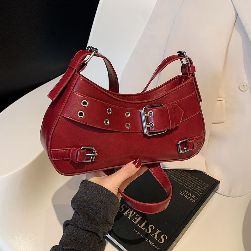 Damen Handtasche mit verstellbarem Trageriemen und dekorativen Schnallen Nord Taschen