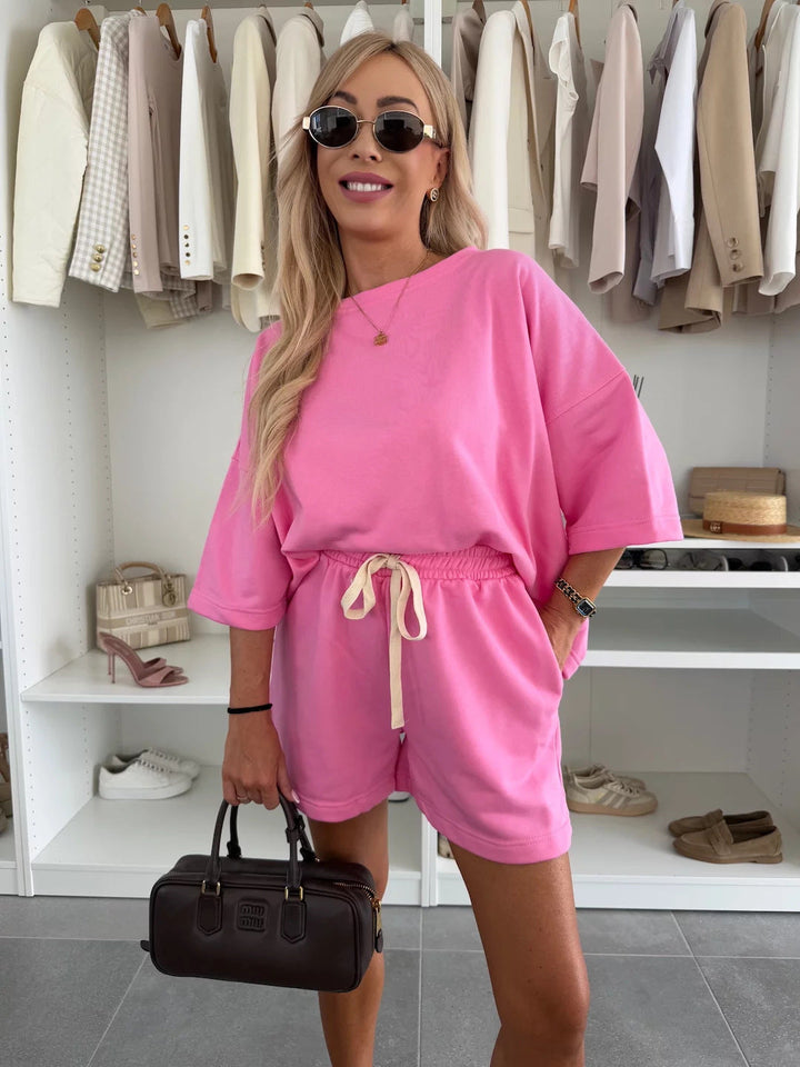 Damen lässiges Kurzarm Set aus Oversized Oberteil und Shorts Nord Taschen