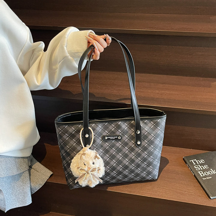Damen modische Tragetasche im karierten Design Nord Taschen