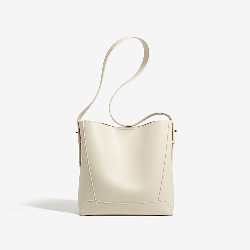 Damen Hobo-Tasche mit elegantem, geschmeidigem Kunstleder und praktischem Innendesign Nord Taschen