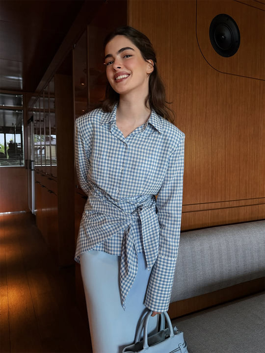 Damen Gingham-Wickelbluse mit seitlicher Taillenbinde und Hemdkragen Nord Taschen