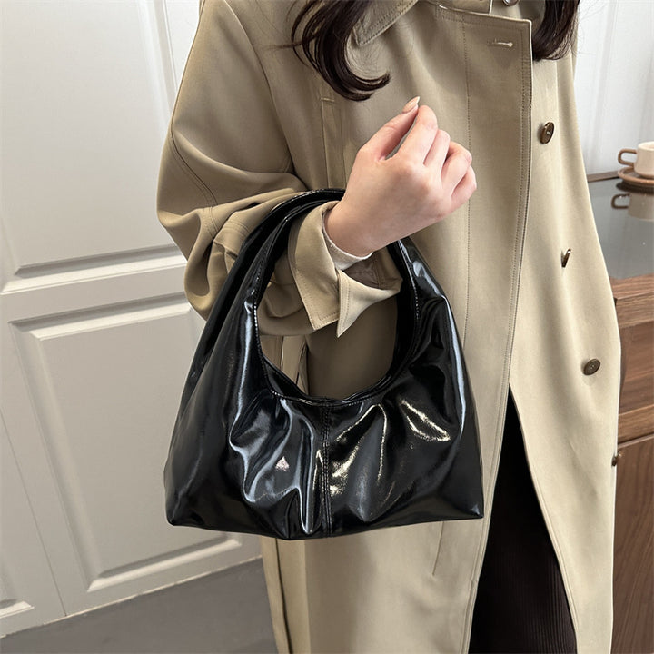 Damen Hobo-Tasche aus glänzendem Kunstleder mit elegantem Tragegriff Nord Taschen