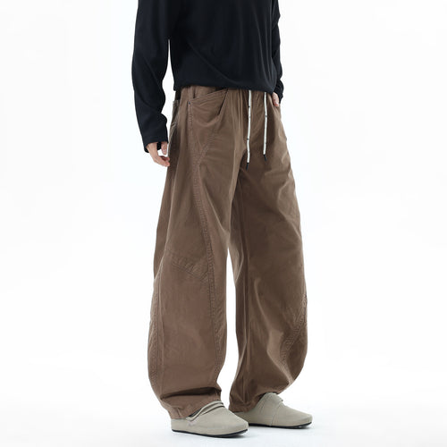 Herren Leichte Relaxed-Fit Bundhose mit Tunnelzug, schrägen Eingrifftaschen und Paneelnähten Nord Taschen