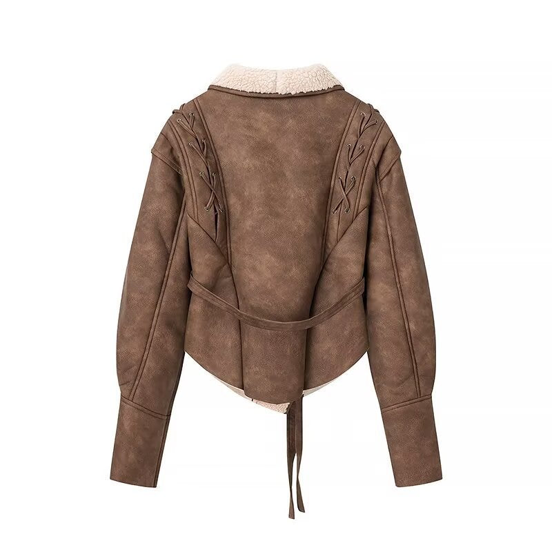 Damen Kurzjacke im Aviator‑Look mit Sherpa‑Futter, Bindegürtel und Schulter‑Schnürung Nord Taschen