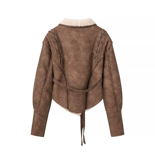 Damen Kurzjacke im Aviator‑Look mit Sherpa‑Futter, Bindegürtel und Schulter‑Schnürung Nord Taschen