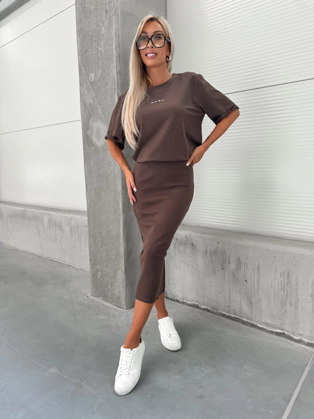 Damen lässiges Zweiteiler-Set aus Feinstrick mit oversized Shirt und Midi-Bleistiftrock mit Seitenschlitz Nord Taschen