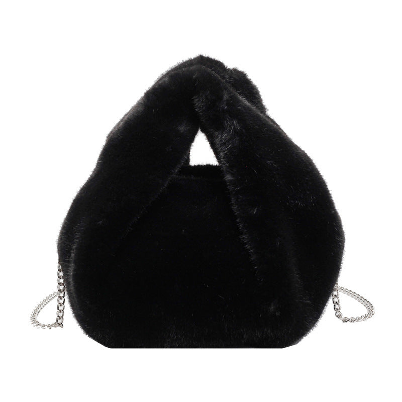 Damen Hobo-Tasche aus weichem Plüsch mit elegantem Kettenakzent Nord Taschen