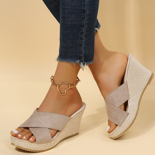 Damen Wedge-Pantoletten mit geflochtenem Design und komfortablem Fußbett