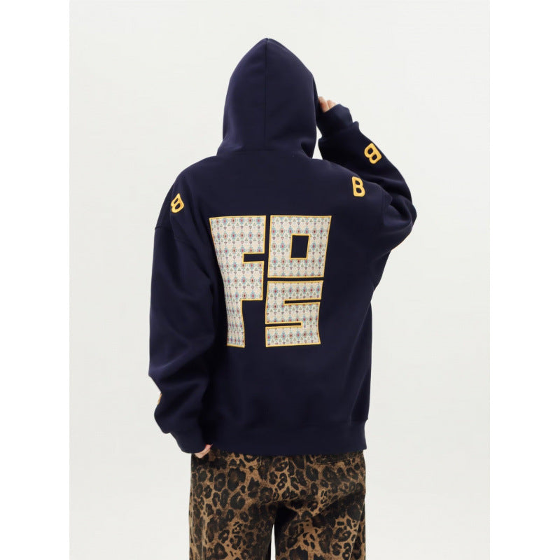 Unisex Oversized Kapuzenpullover mit großflächigem Intarsien‑Blockprint und geripptem Saum Nord Taschen