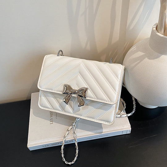 Damen Designer-Handtasche mit strukturiertem Karomuster und stilvollem Kettenverschluss Nord Taschen