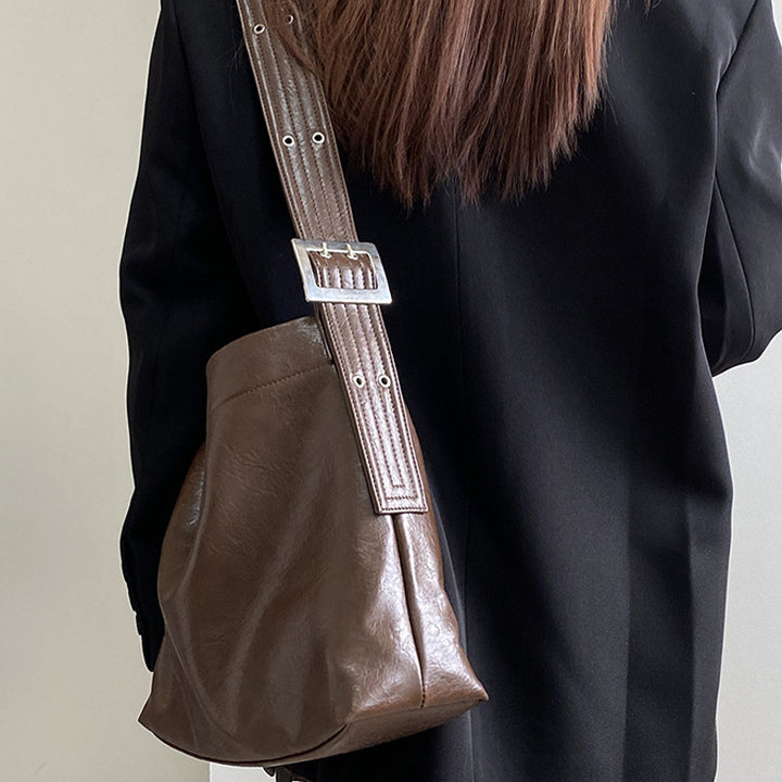 Damen Tote-Bag mit elegantem, geschwungenem Design und praktischen Innenfächern Nord Taschen