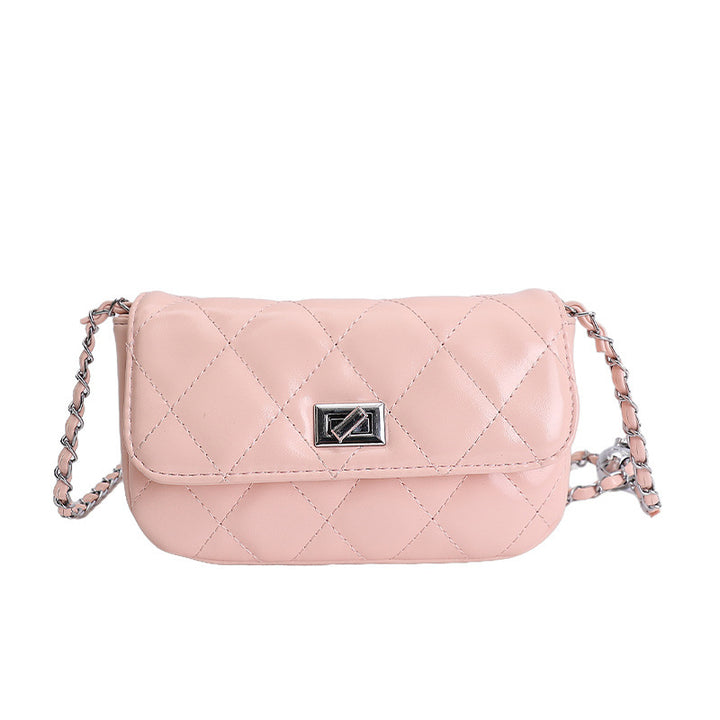 Damen elegante Clutch-Tasche mit luxuriösem Kettenriemen und strukturierter Steppung Nord Taschen