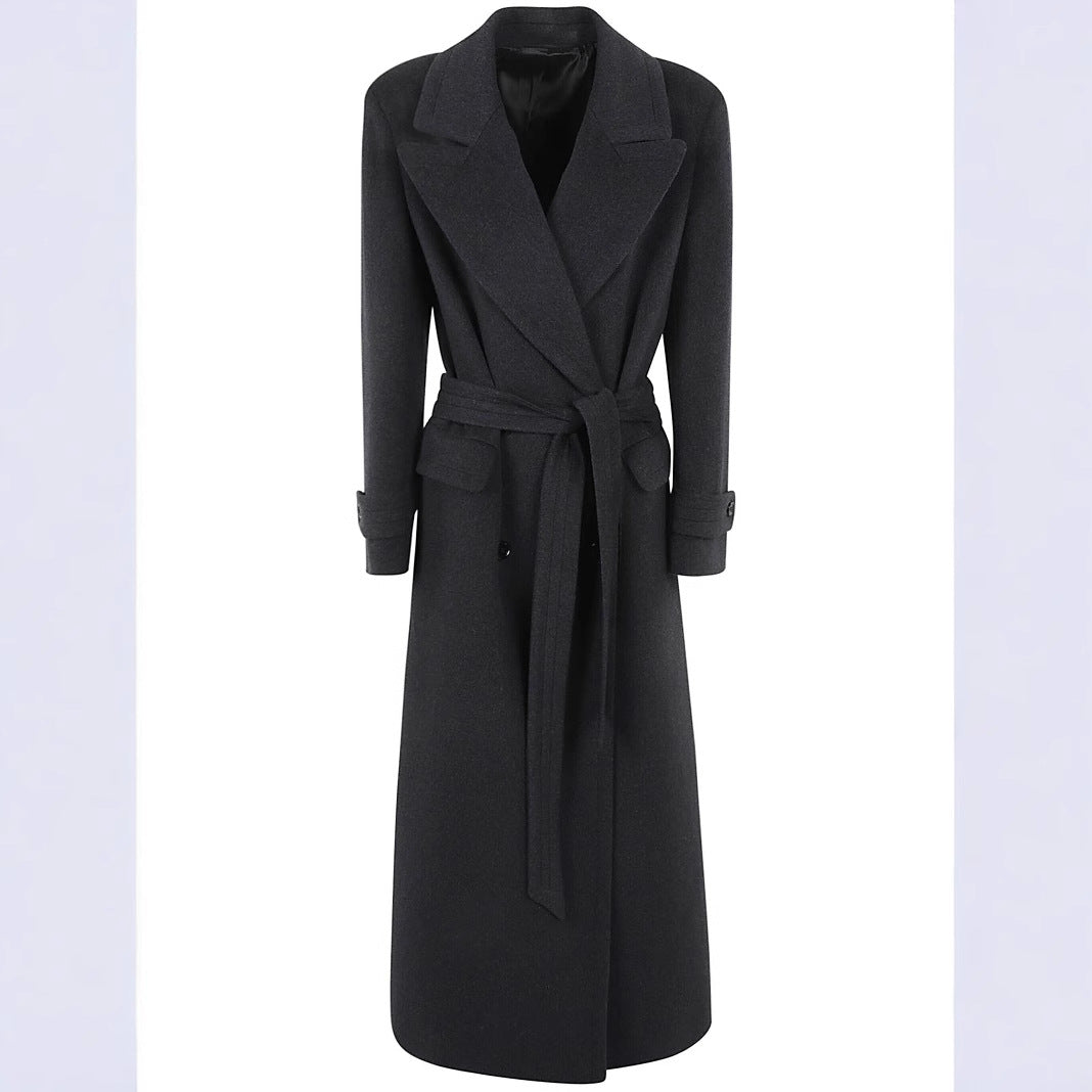 Damen Maxi-Mantel mit doppelreihiger Knopfleiste, weitem Revers und Pattentaschen Nord Taschen
