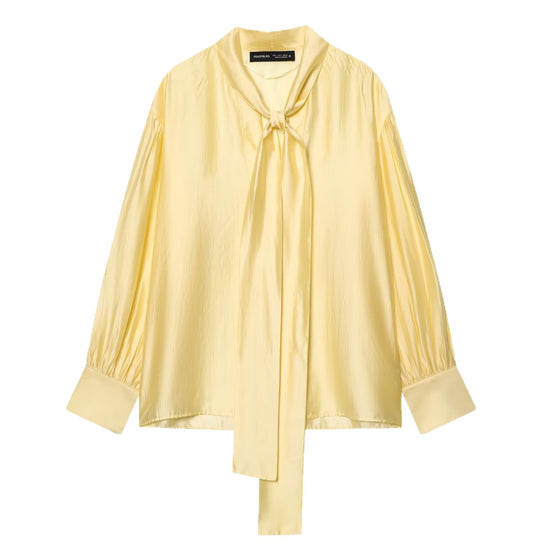 Damen Seidige Bluse mit Bindeschal und Ballonärmeln Nord Taschen