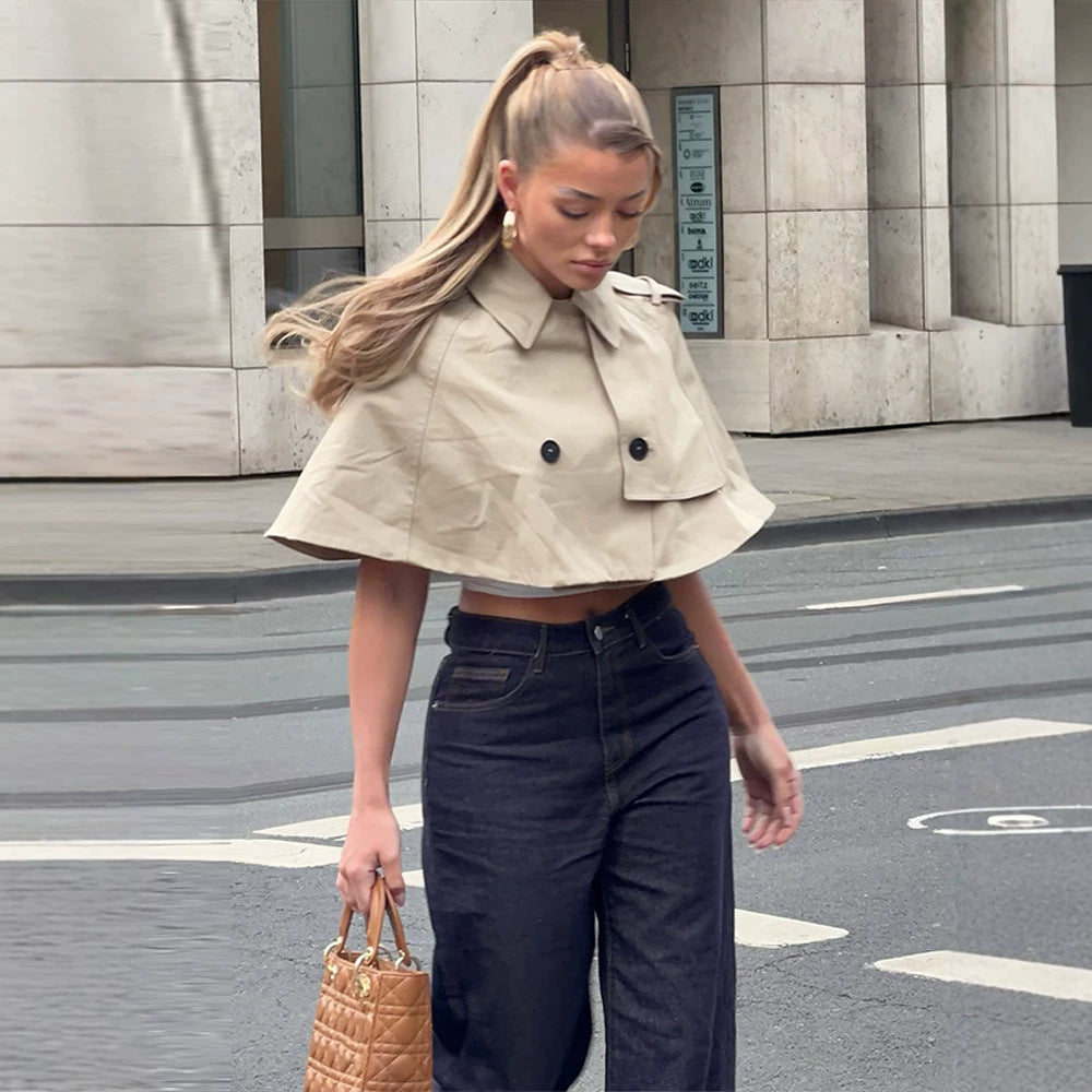 Damen Cropped Cape-Trench mit doppelreihiger Knopfleiste und Schulterklappen Nord Taschen