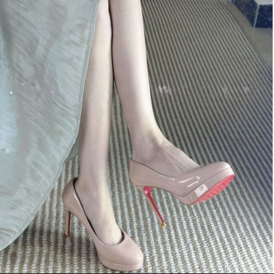 Damen glänzende Stiletto Pumps mit hoher Absatzform