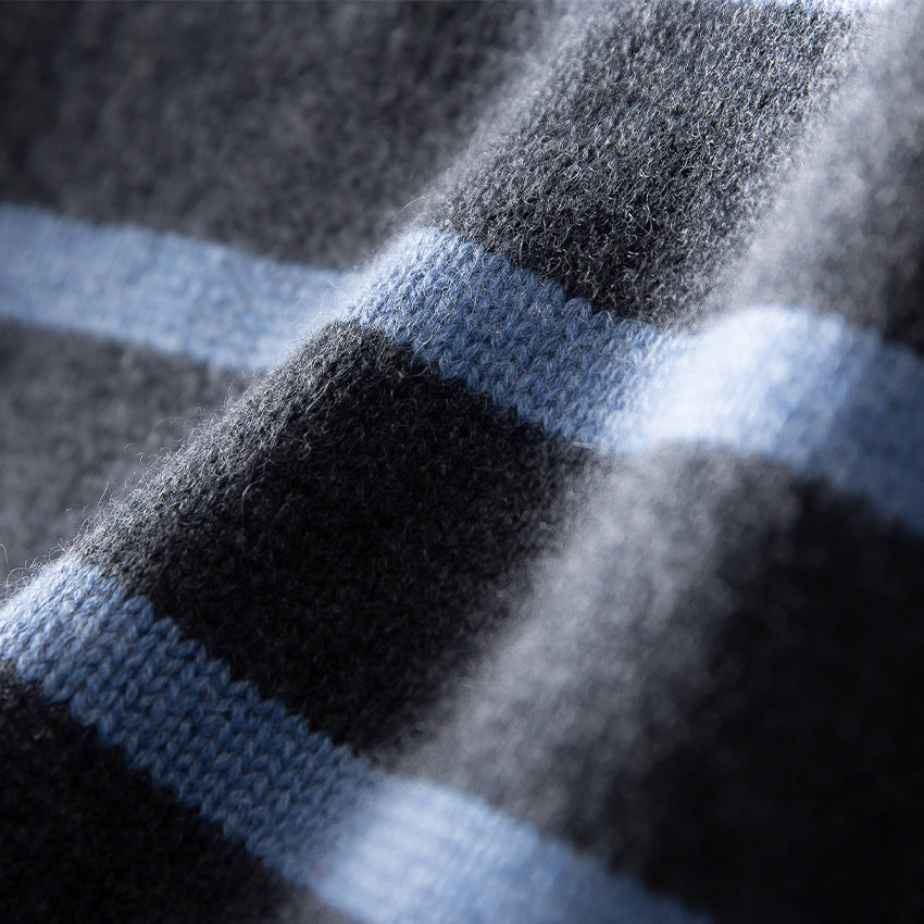Damen Gestreifter Feinstrick-Pullover mit halbhohem Rippkragen und geripptem Saum Nord Taschen