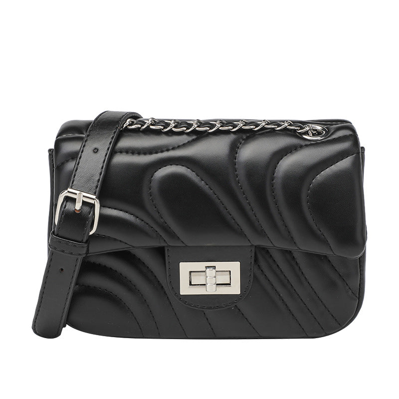 Damen Umhängetasche mit luxuriösem Wickel-Design und schickem Kettenverschluss Nord Taschen