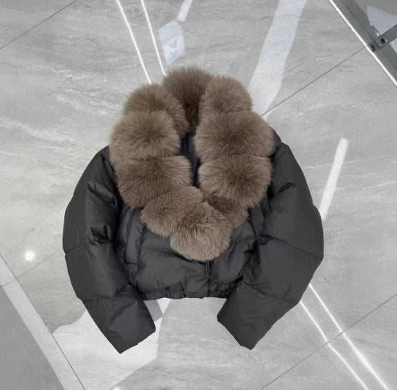 Damen nan kurz geschnittene Boxy-Pufferjacke mit extra großem Webpelzkragen und formstabilem Saum Nord Taschen
