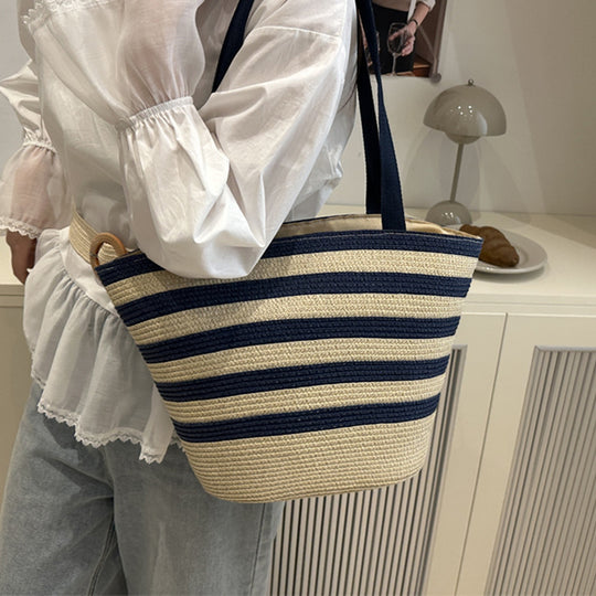 Damen Strandtasche mit vielseitigem Tragekomfort und modernen Streifen Nord Taschen